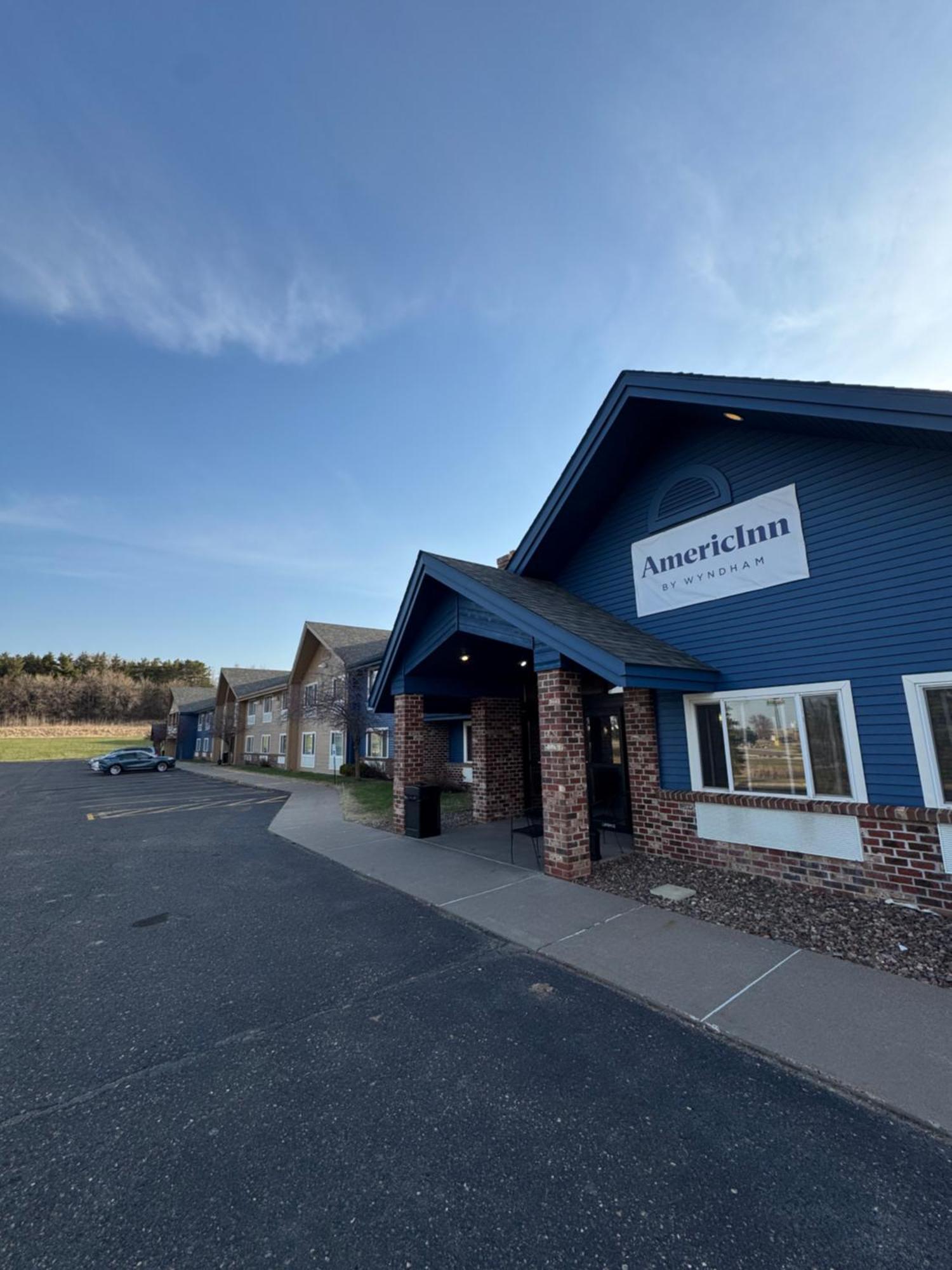 Americinn By Wyndham Baldwin Eksteriør bilde