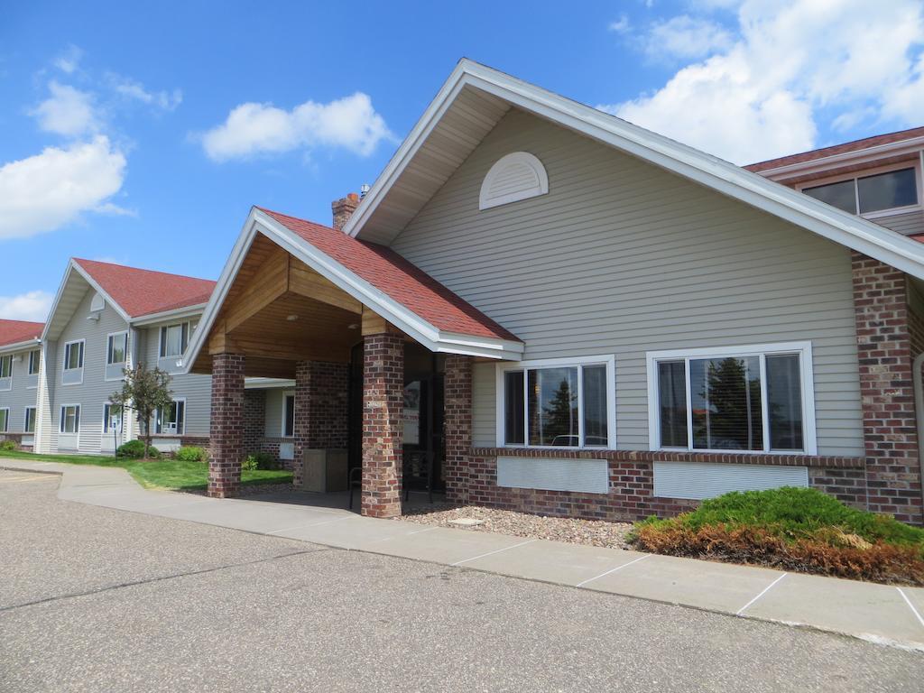Americinn By Wyndham Baldwin Eksteriør bilde